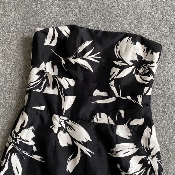 ❤️ White House Black Market Strapless Party Dress US 4 - G204 - Picture 7 of 10